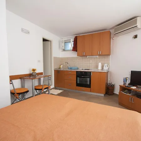 Maison d'hôtes Studio&room Lena 3*