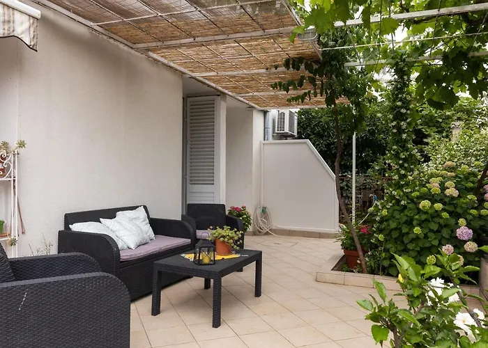 Guest house And Lena 3*