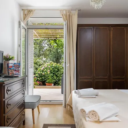 And Lena Casa de hóspedes 3*