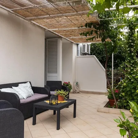 Casa de hóspedes And Lena 3*