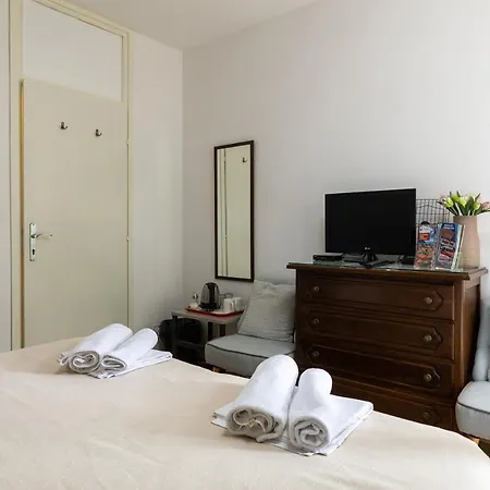 And Lena Casa de hóspedes 3*